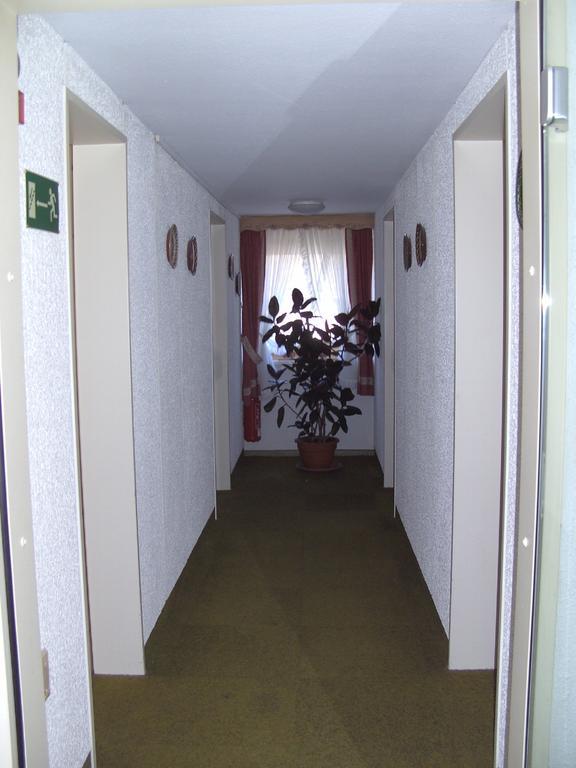 Hotel Restaurant Schmidter Bauernstube Nideggen Bagian luar foto
